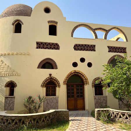 Elphardous Oasis Hotel Luxor Exterior photo