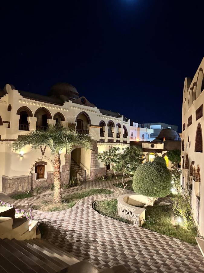 Elphardous Oasis Hotel Luxor Exterior photo